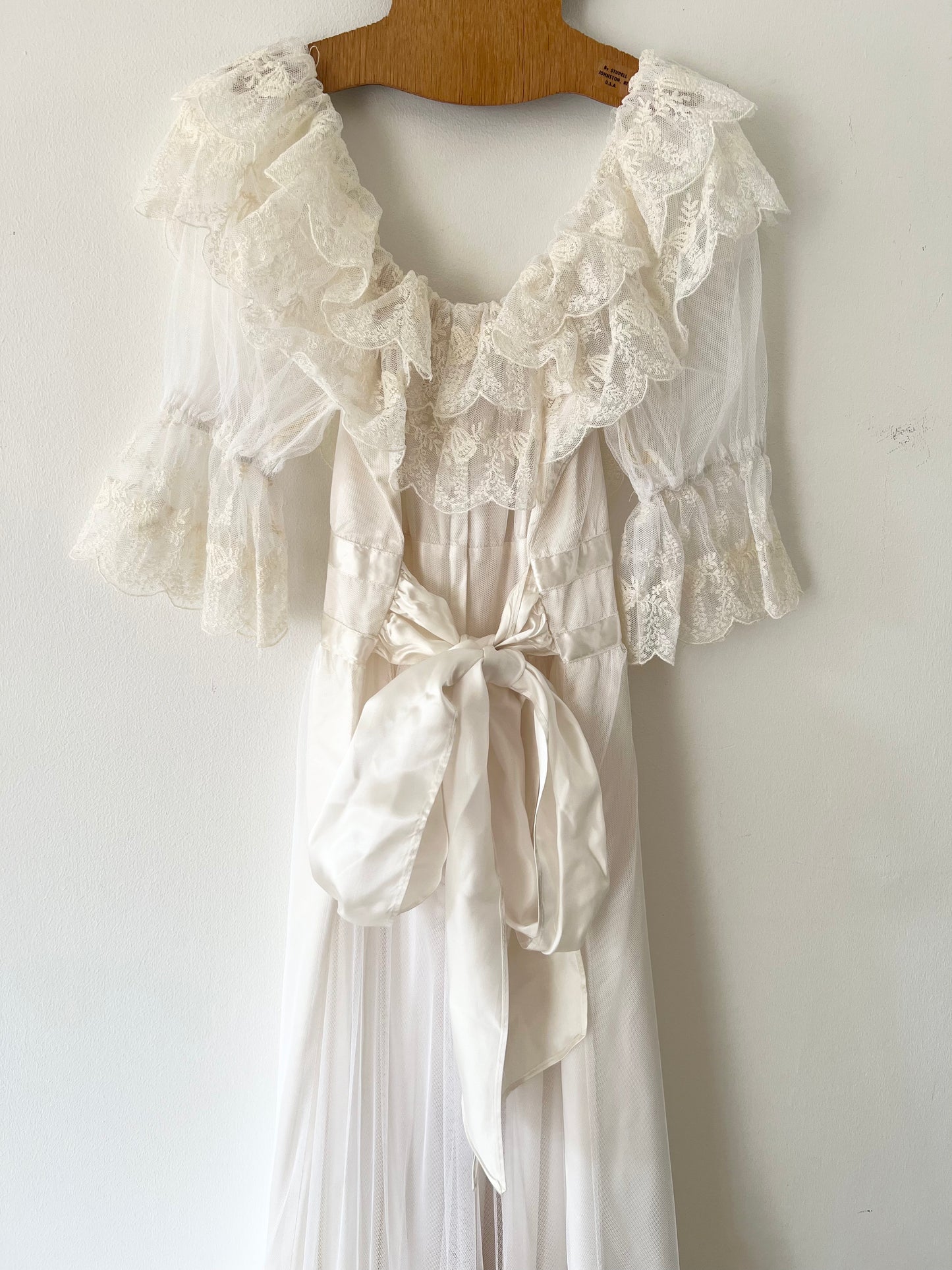 1970s GUNNE SAX ROMANTIC RENAISSANCE BRIDAL MAXI DRESS