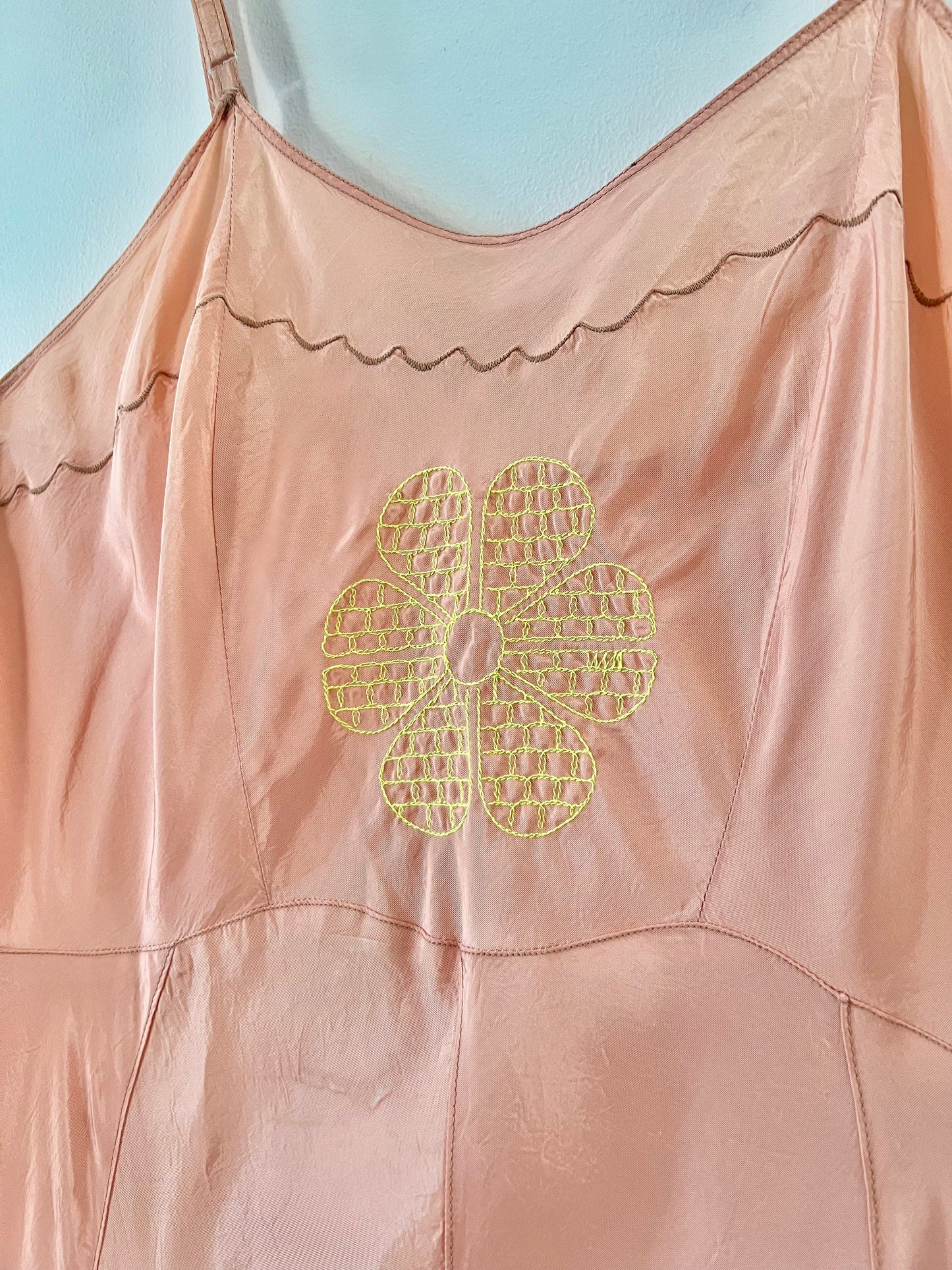 Silk Crepe Flower Slip