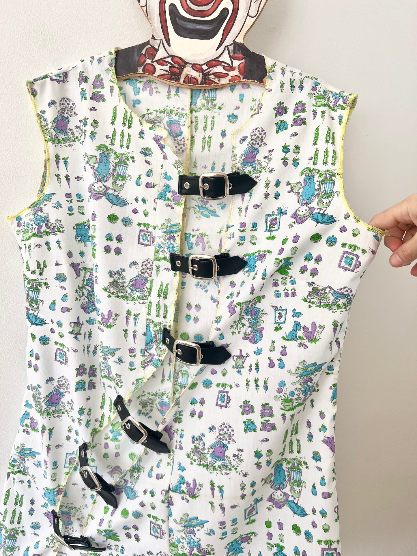 Buckle Layering Top