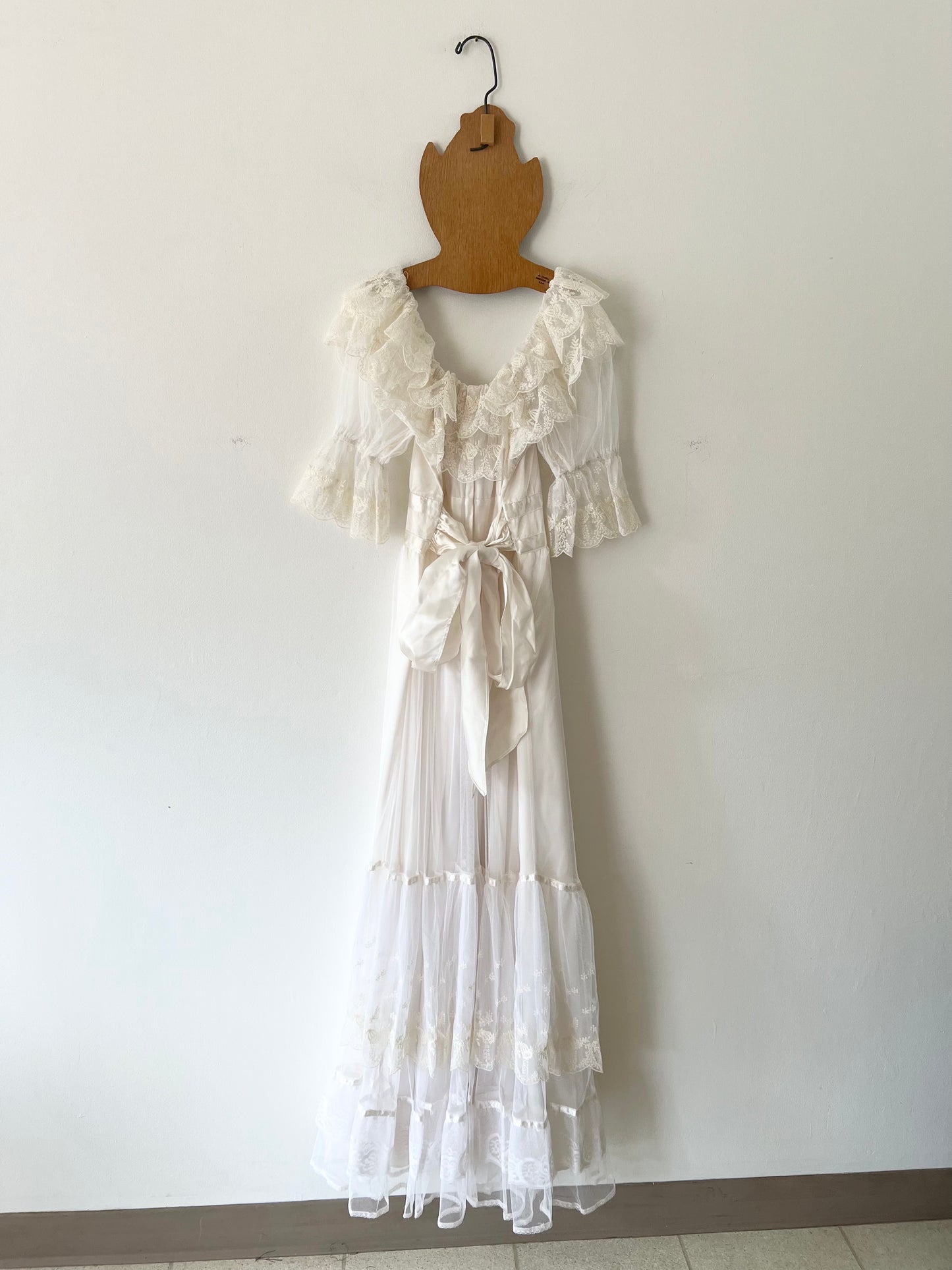 1970s GUNNE SAX ROMANTIC RENAISSANCE BRIDAL MAXI DRESS