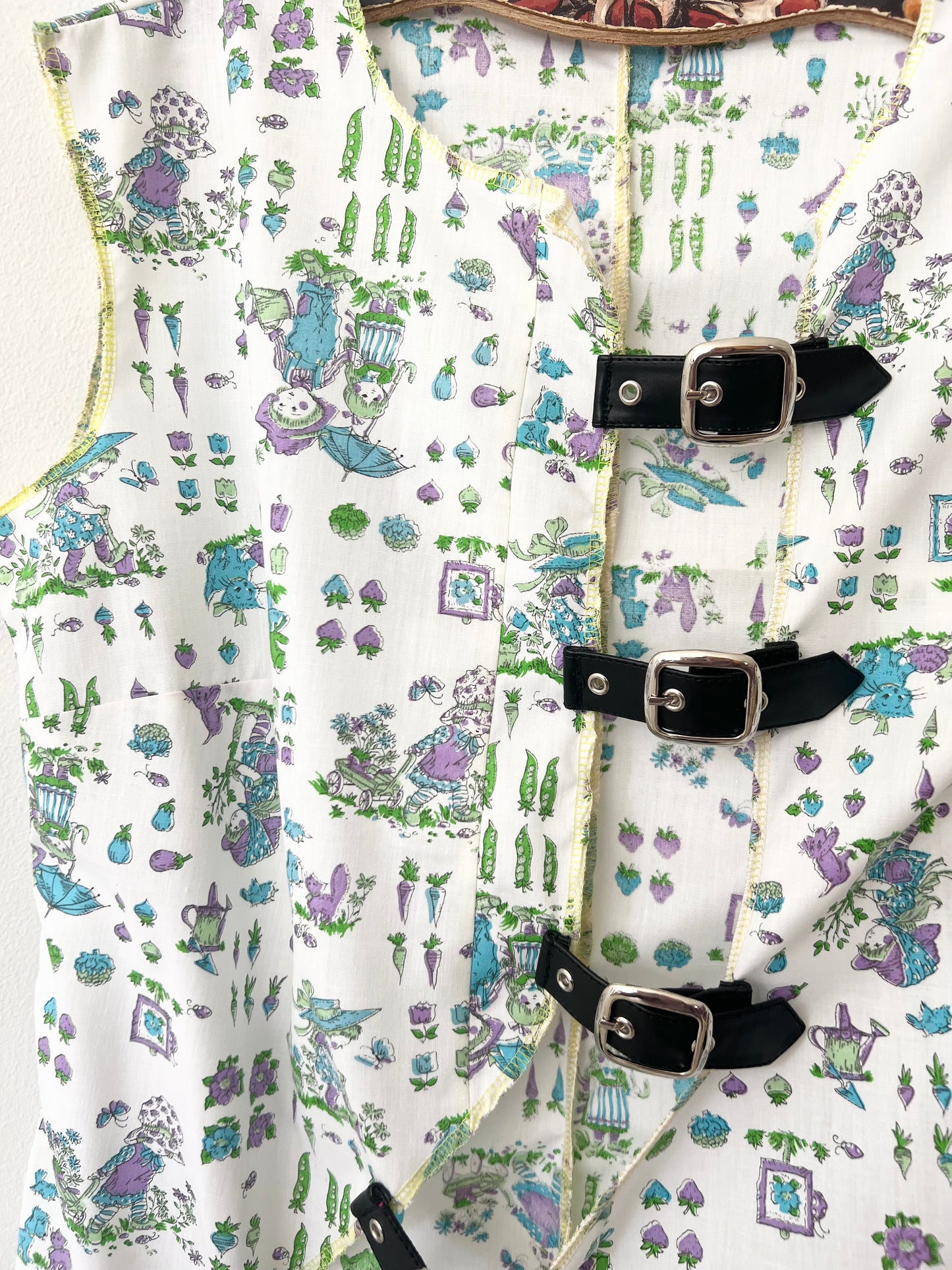 Buckle Layering Top