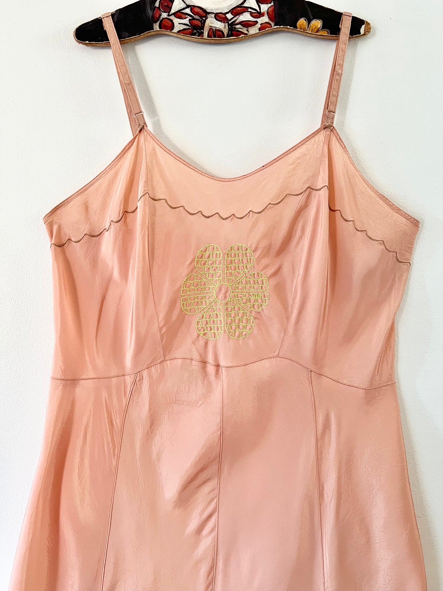 Silk Crepe Flower Slip
