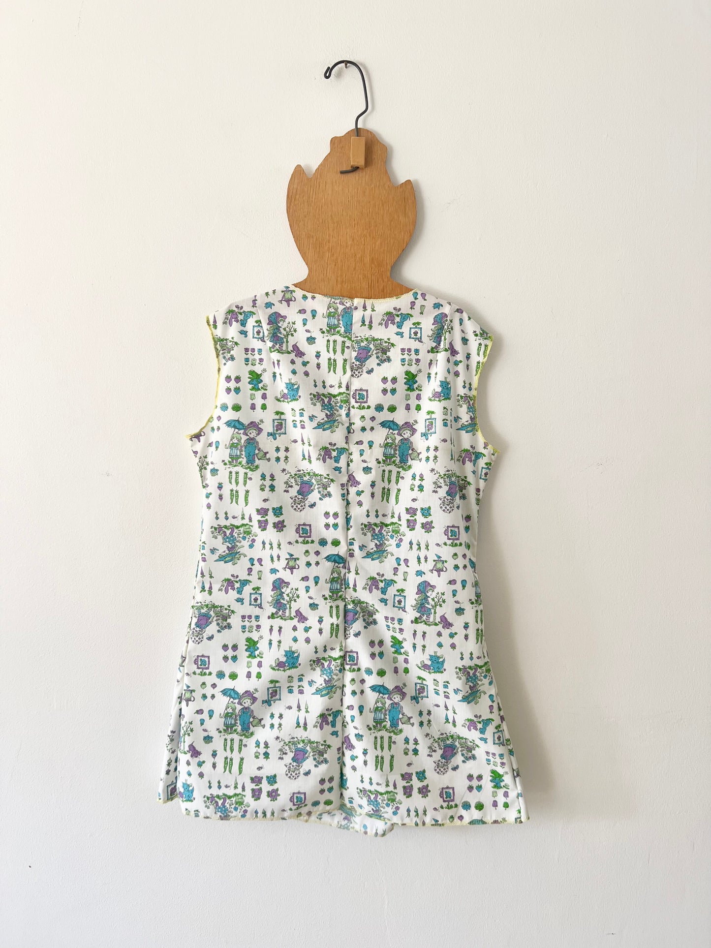 Buckle Layering Top