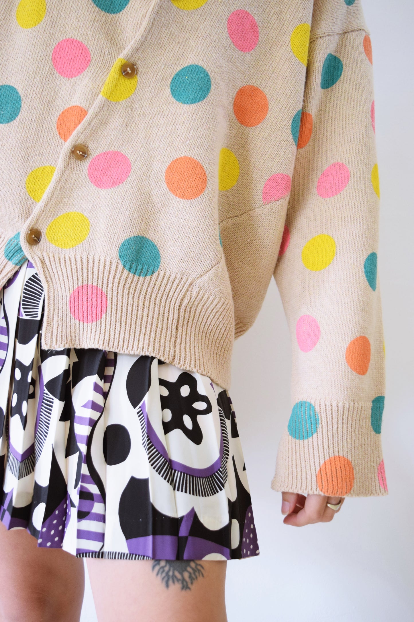 90s ABSTRACT TENNIS SKIRT - 25" waist