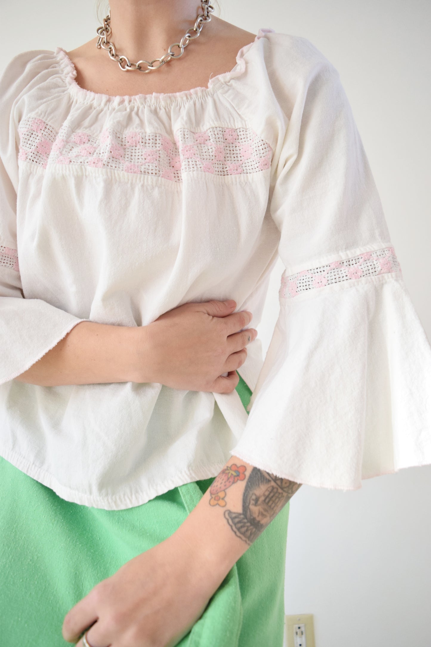70s BELL SLEEVE BLOUSE - M/L