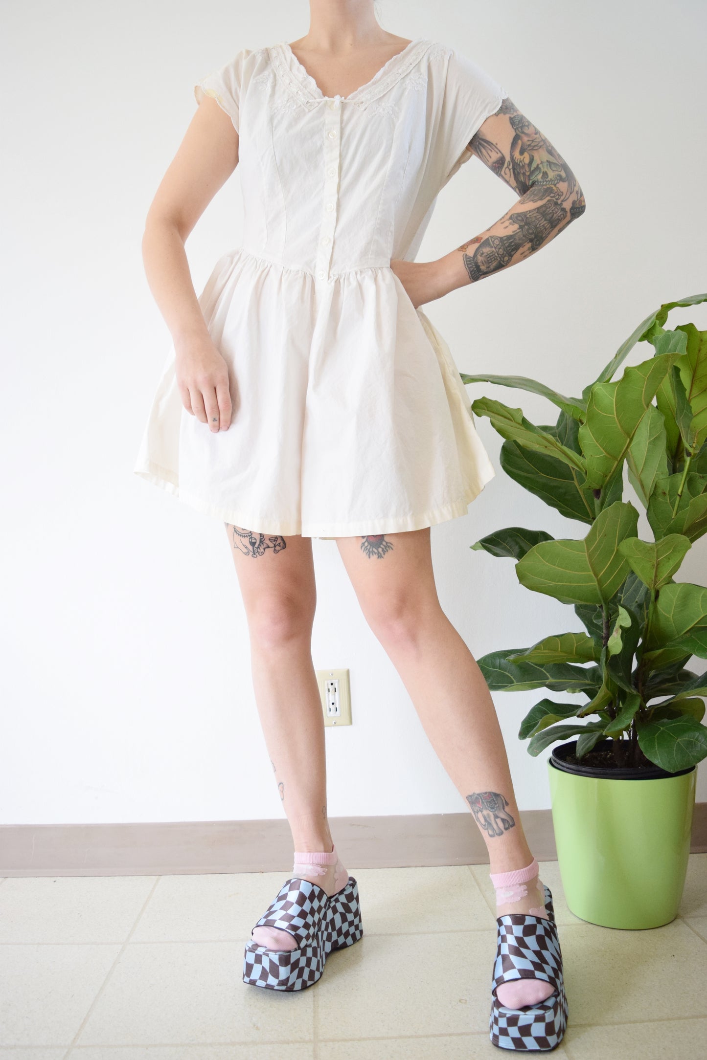 90s WHITE ROMPER - LARGE