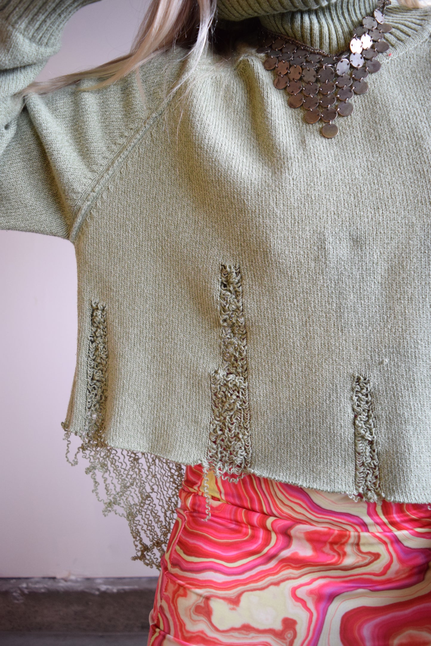 90s HAND DISTRESSED MINT TURTLENECK - LARGE