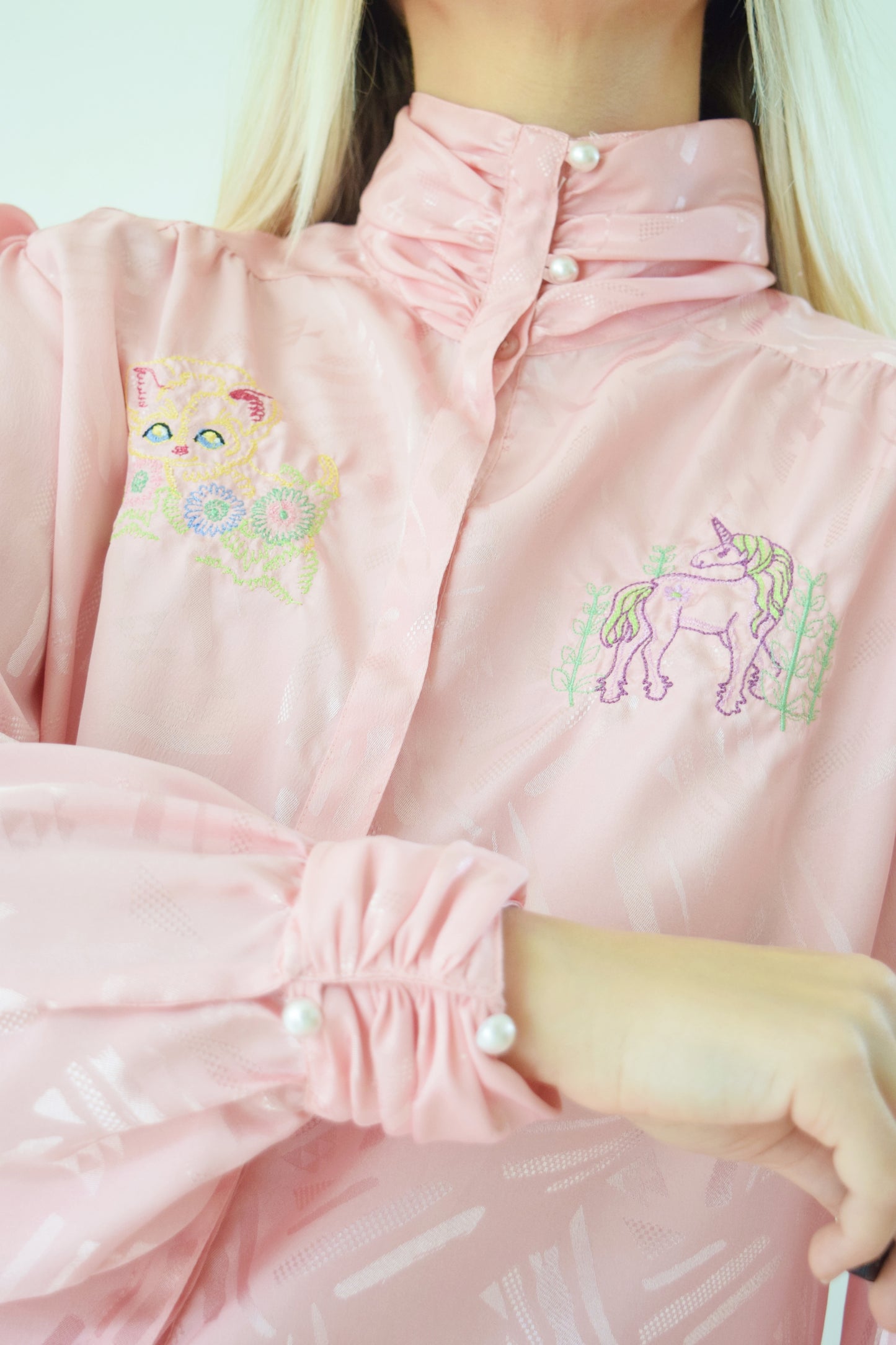 EMBROIDERED IRIDESCENT PINK BLOUSE - MEDIUM