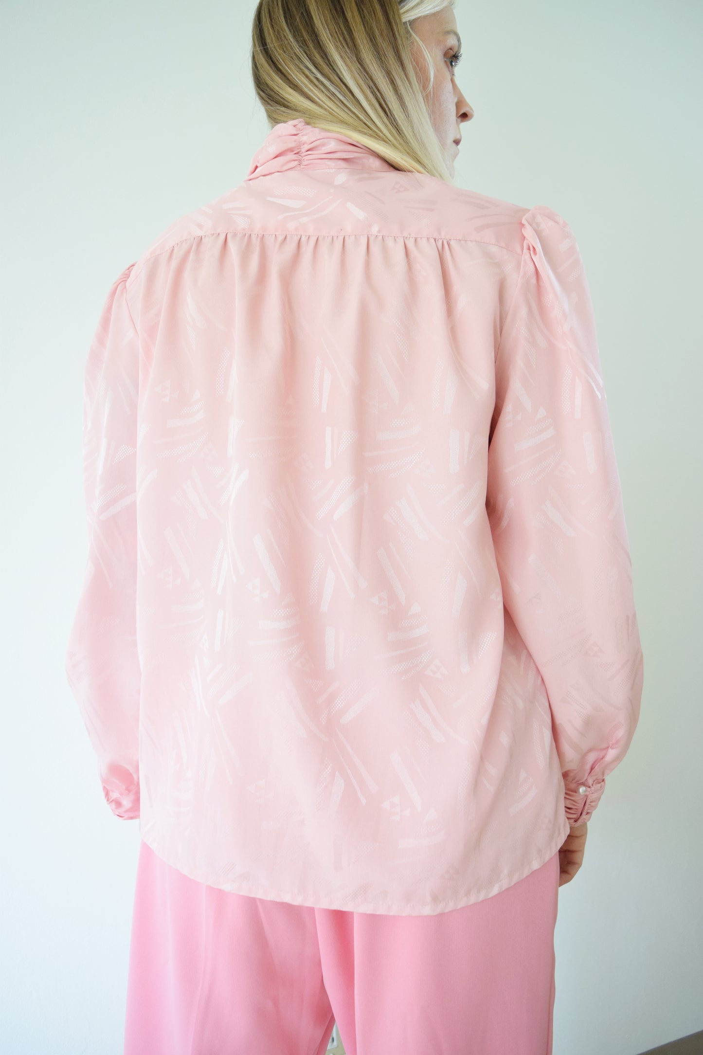 EMBROIDERED IRIDESCENT PINK BLOUSE - MEDIUM