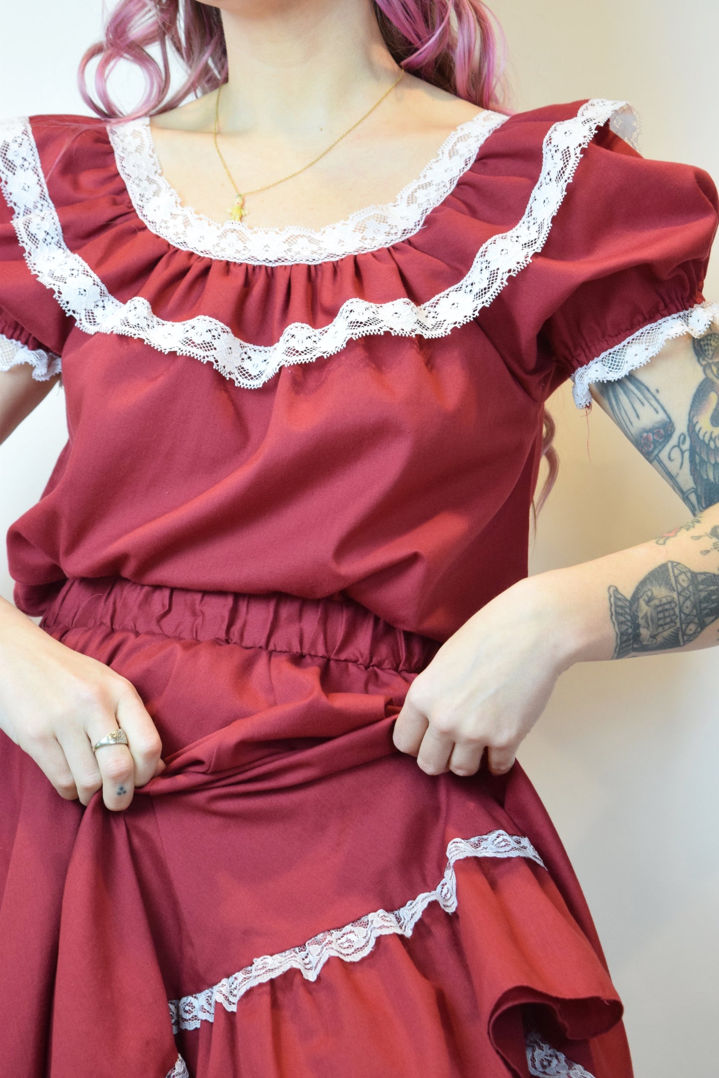 70s RED SQUARE DANCE SET - SMALL