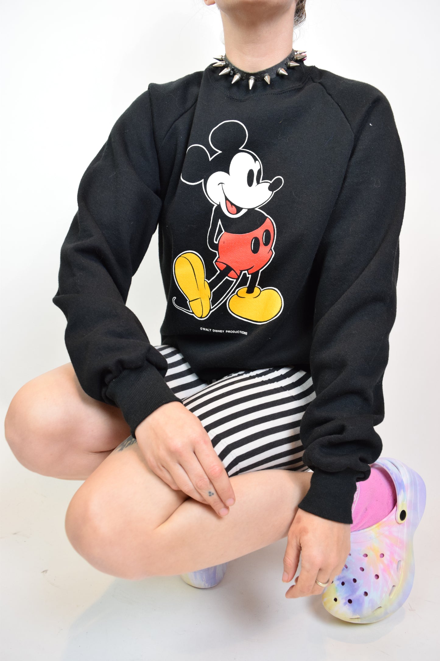 80s NOVELTY MICKEY SWEATER - MEDIUM