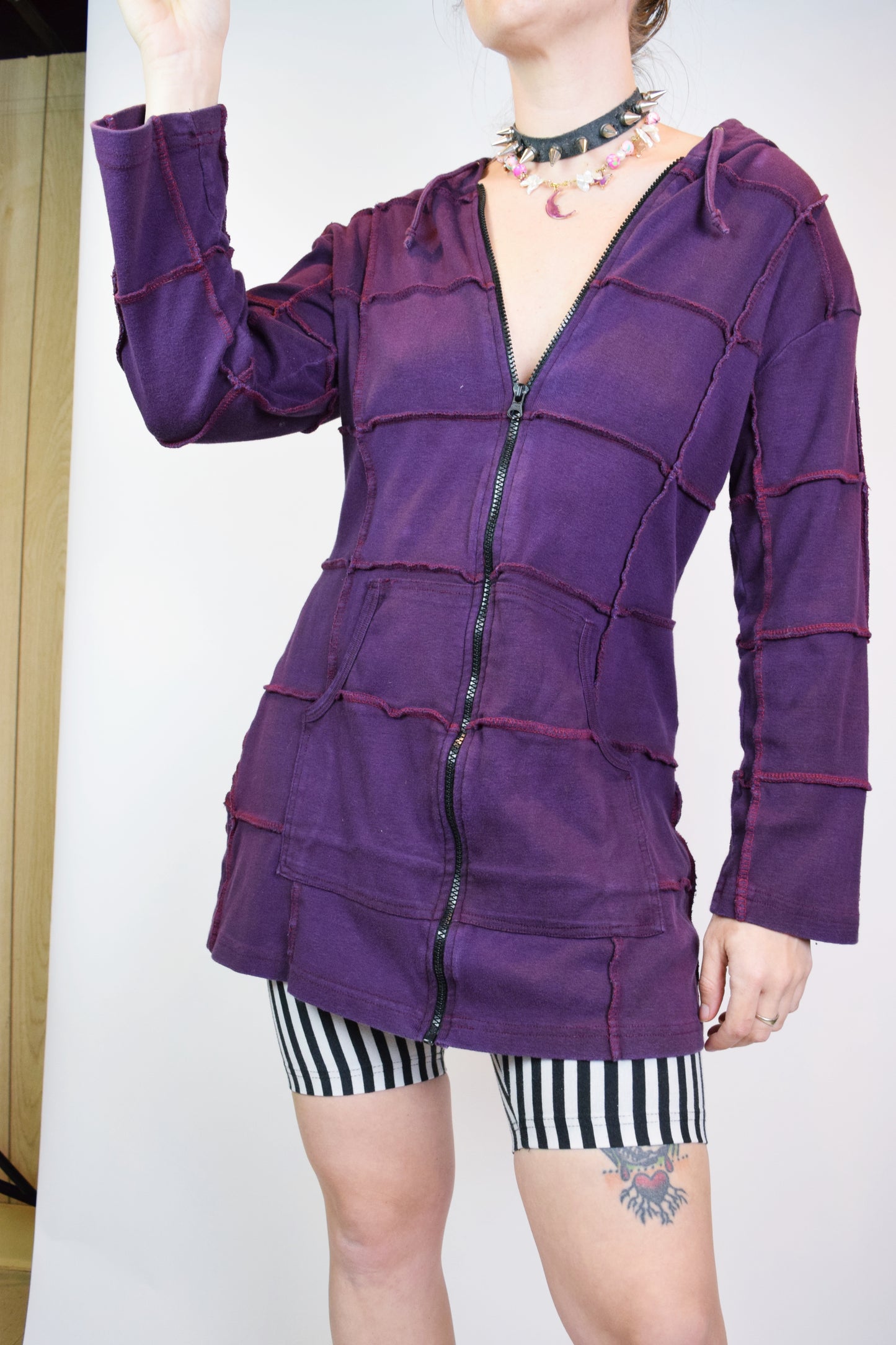 90s PURPLE PATCHWORK HOODIE - M