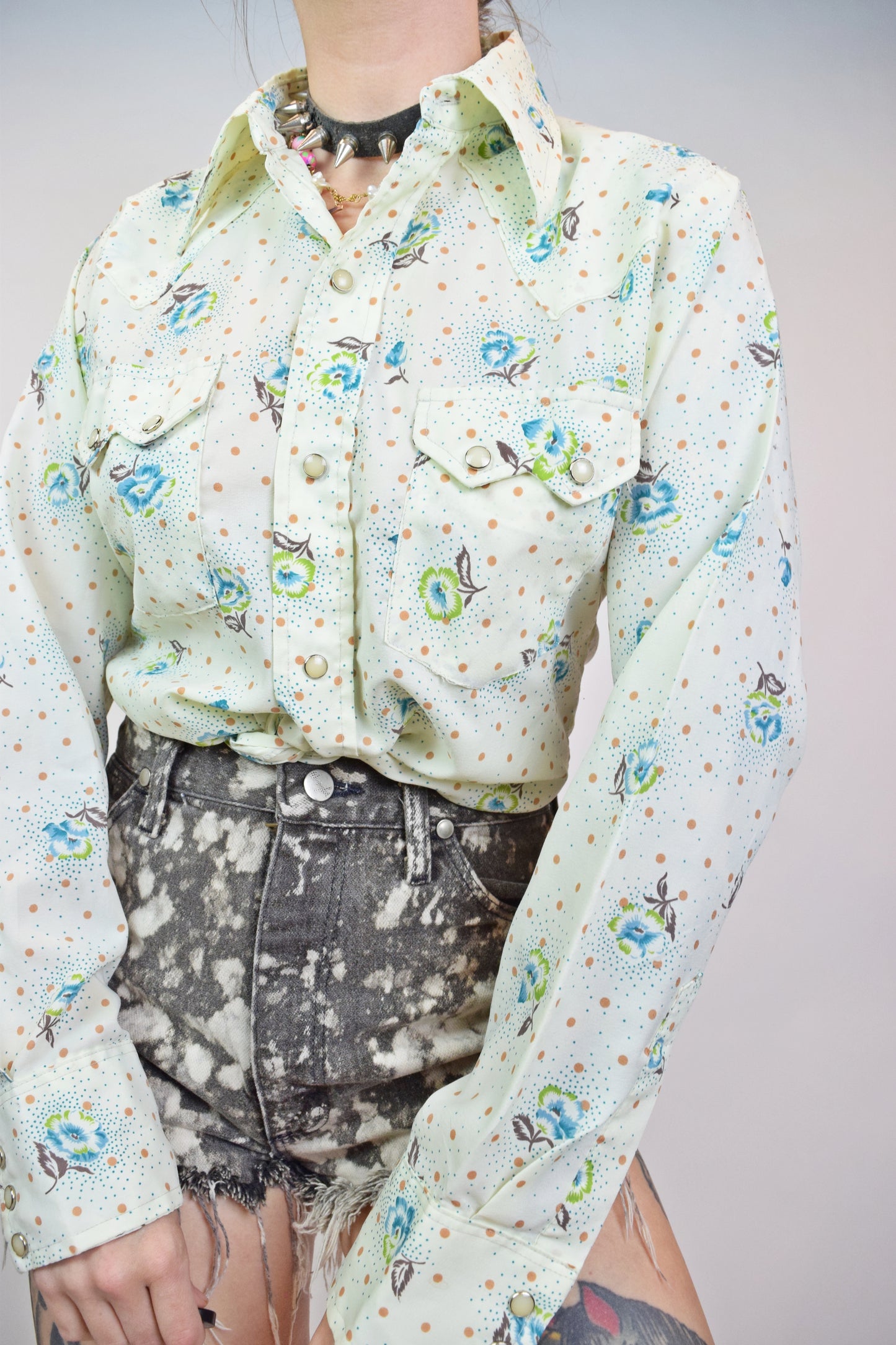 60s PEARL SNAP BUTTON UP - SMALL