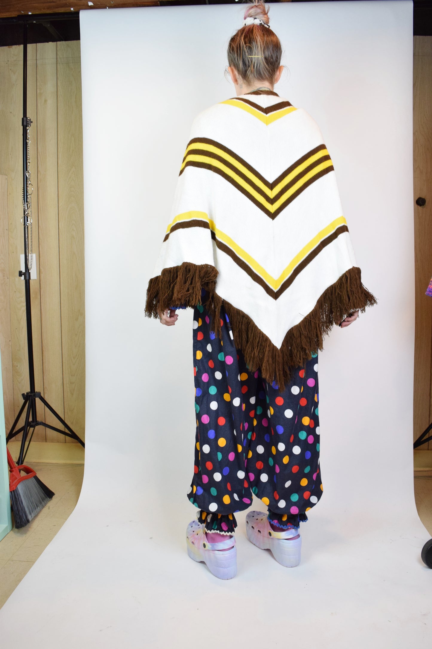 60s KNITTED ORING CAPE PONCHO - O/S