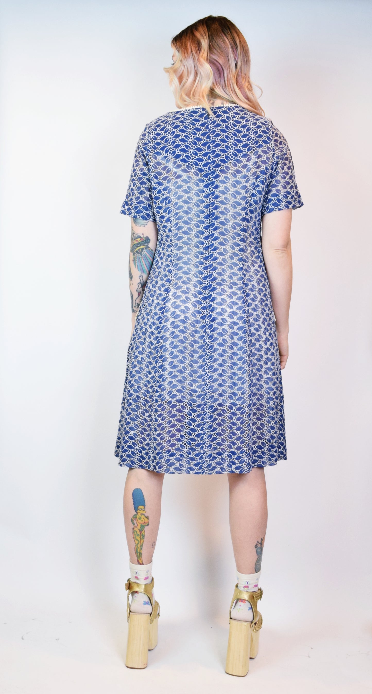 1940s EYELET LACE MIDI DRESS - MEDIUM