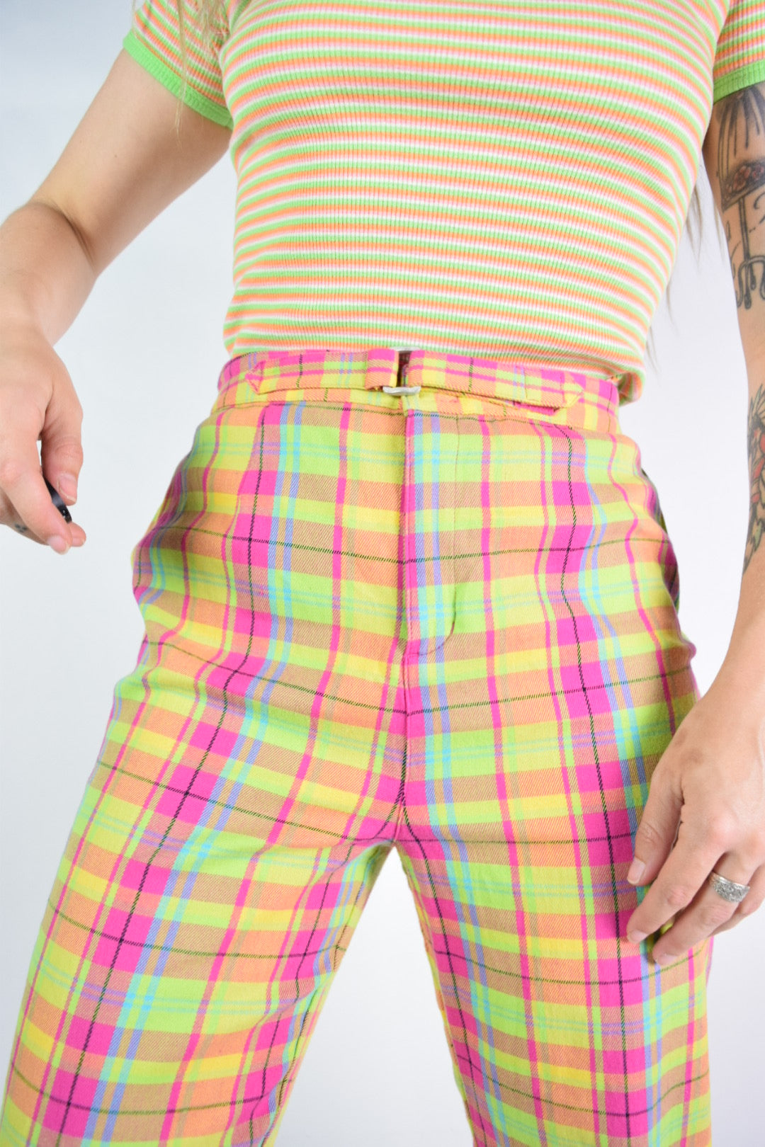 Y2K DOES 40s TECHNICOLOR CAPRIS - 26-28" waist