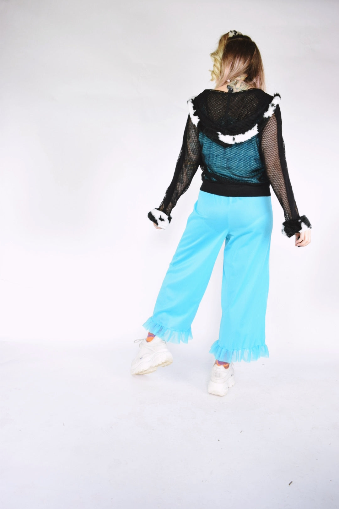 UPCYCLED Y2K COW TRIM ZIP UP HOODIE - L