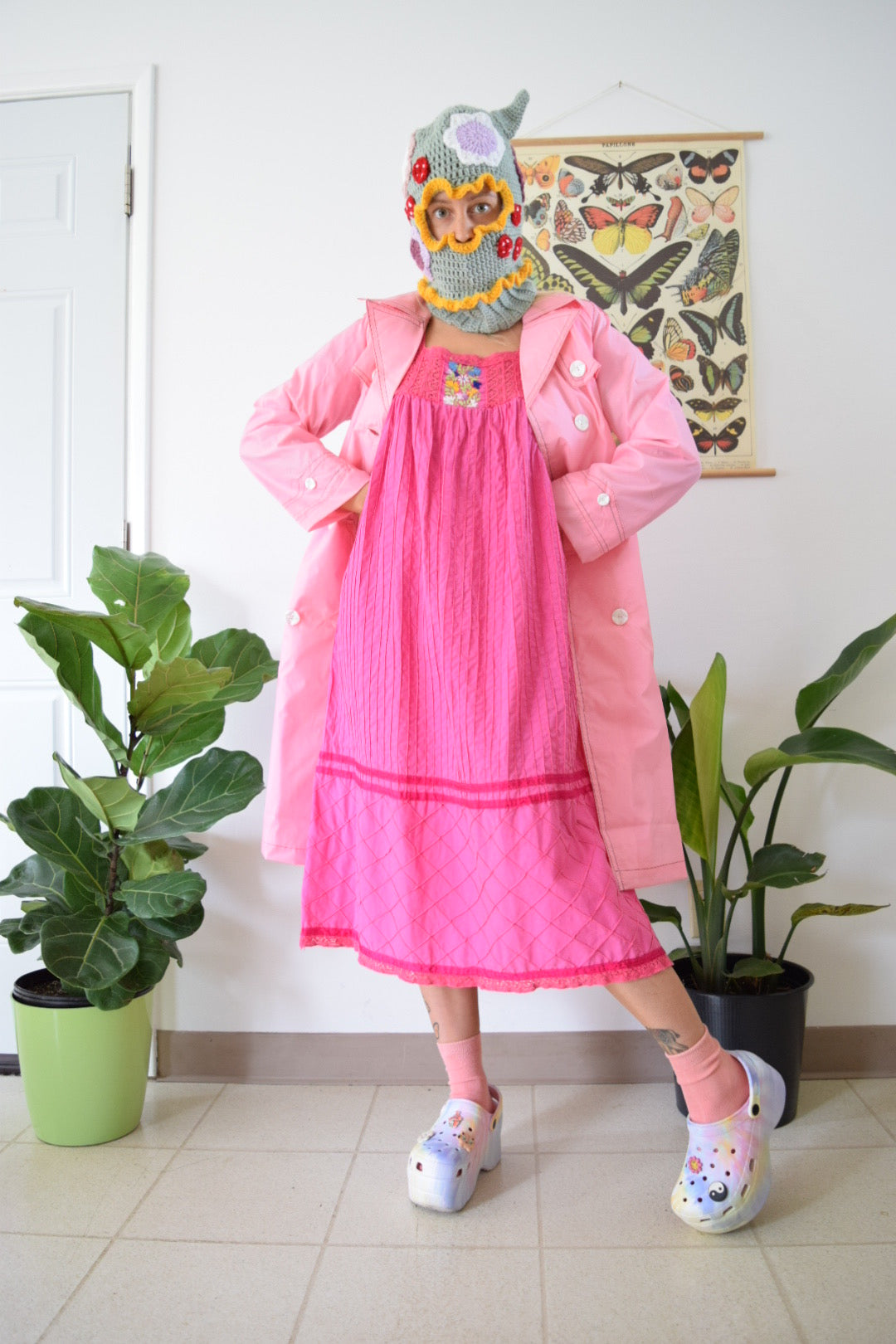 70s Pink Puff Sleeve Embroidered Maxi Dress - Medium