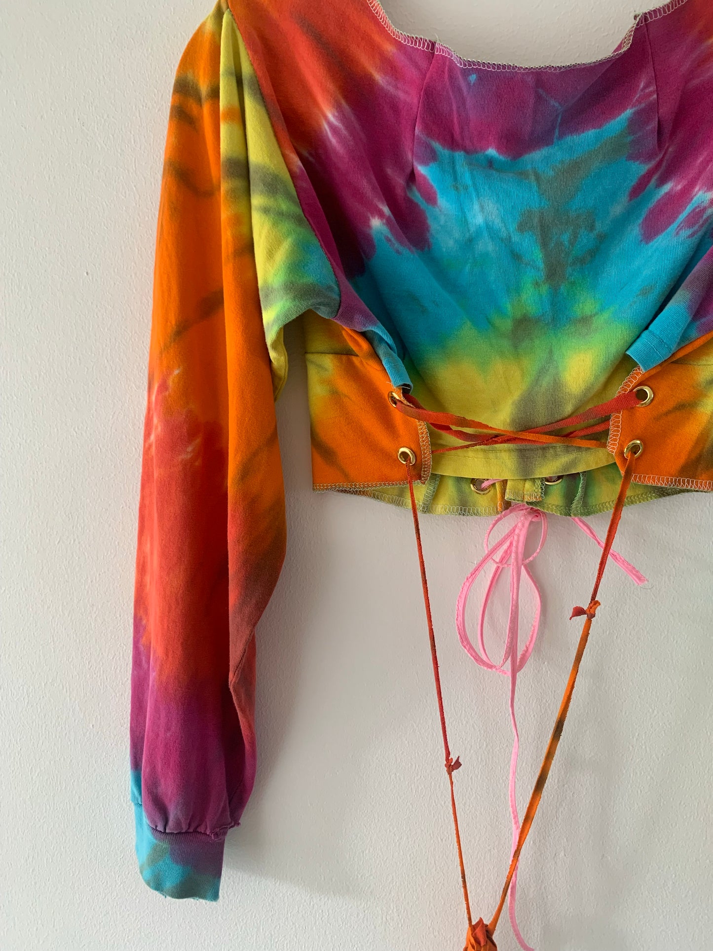 UPCYCLED RAINBOW TIE DYE TOP - M/L
