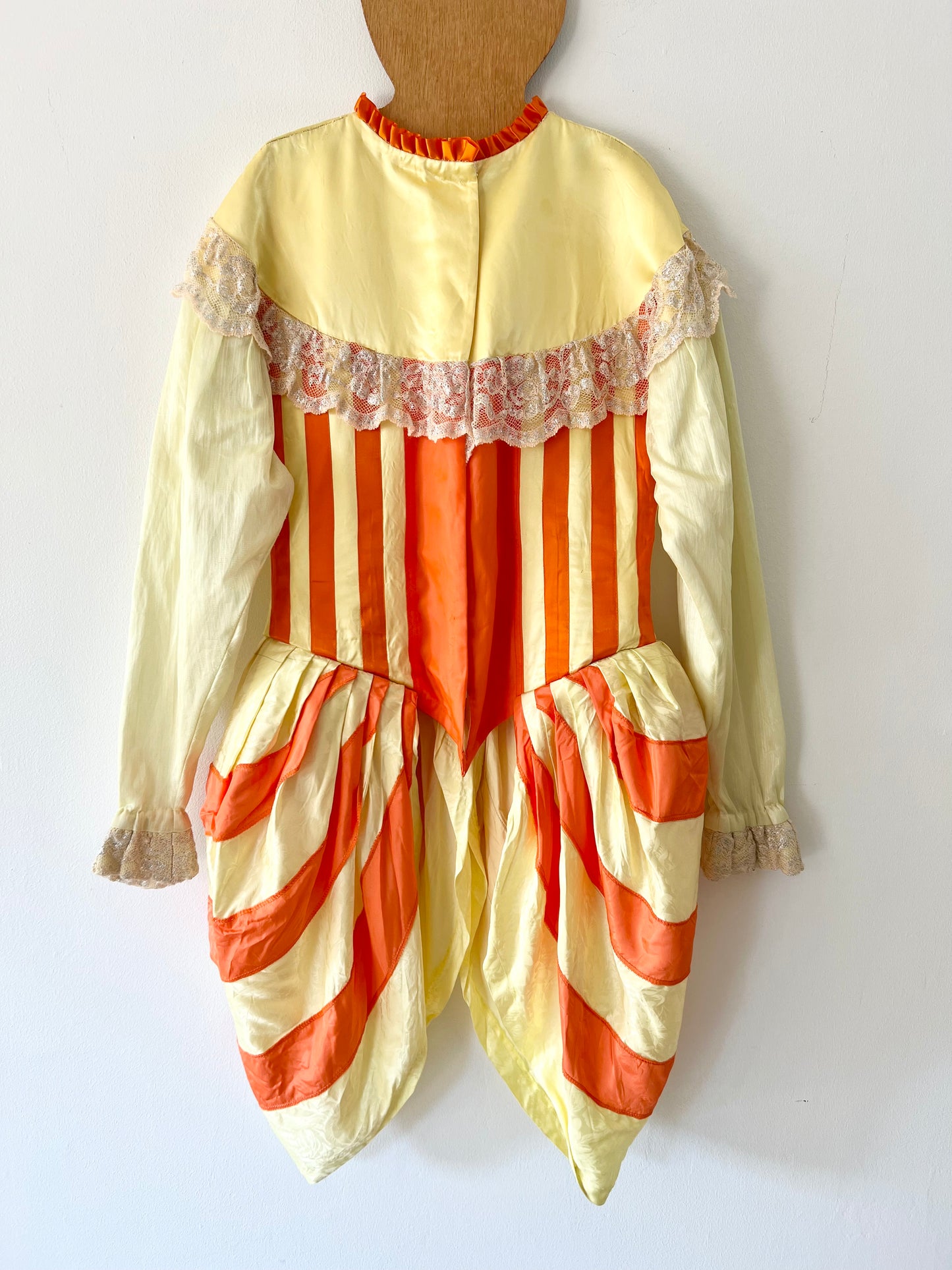 Vtg Handmade Jester Bouffant Piece