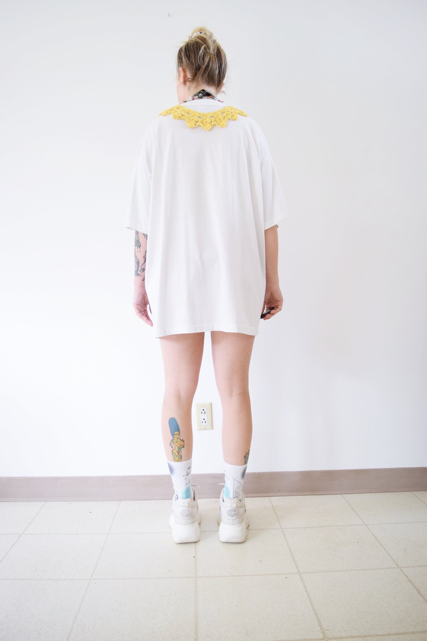 PUFF PAINT PARROT TEE - XXL