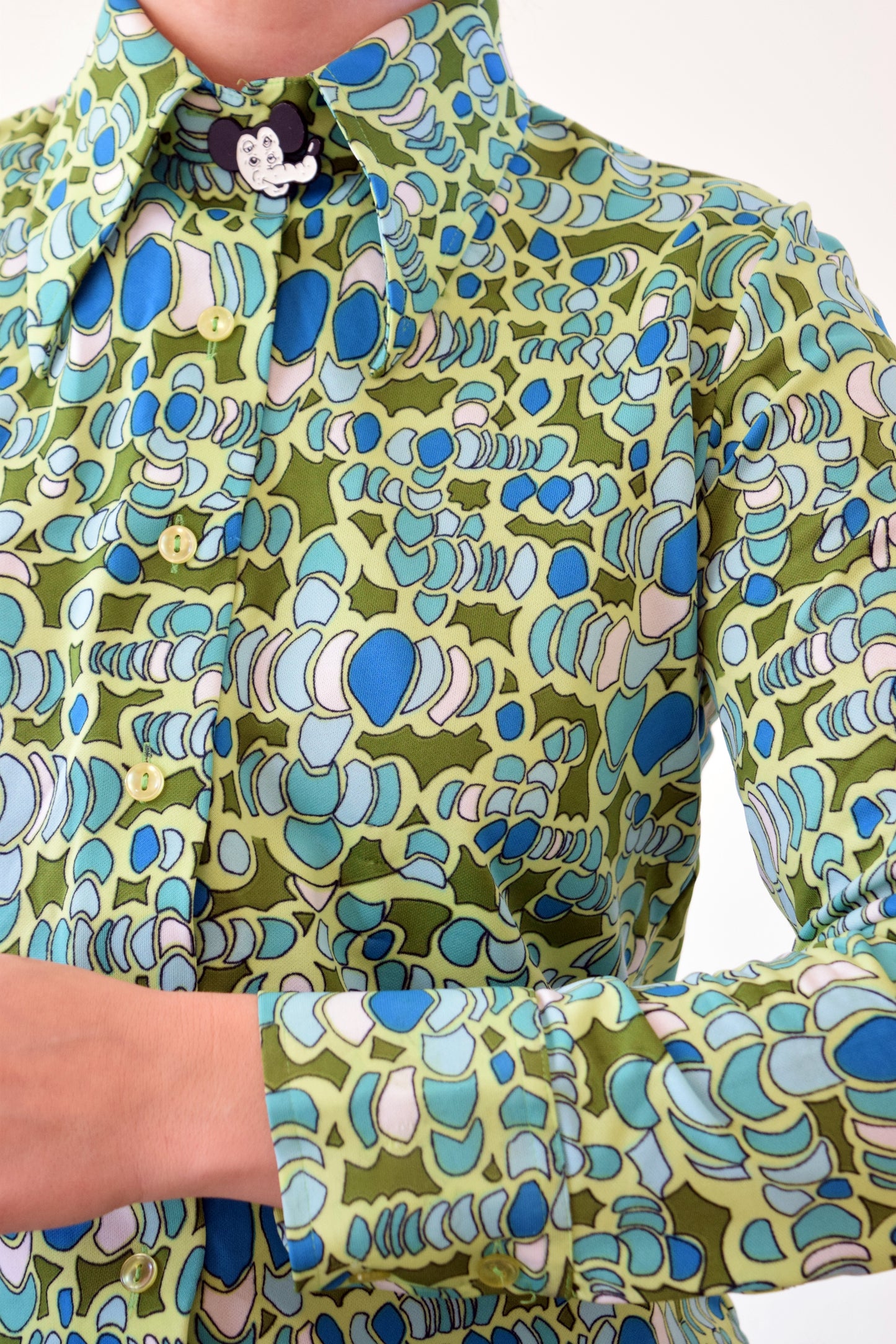70S KALEIDOSCOPE BLOUSE - SMALL