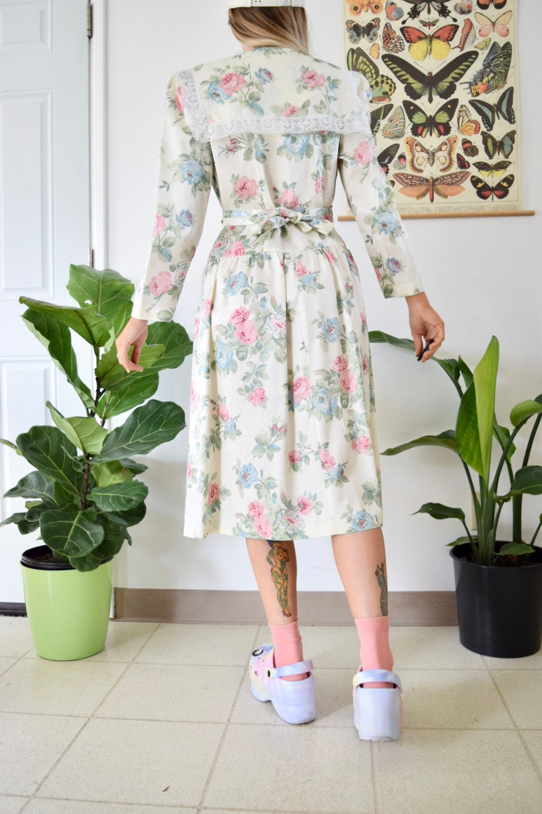 70s Pastel Floral Lace Collar Midi Dress - Medium