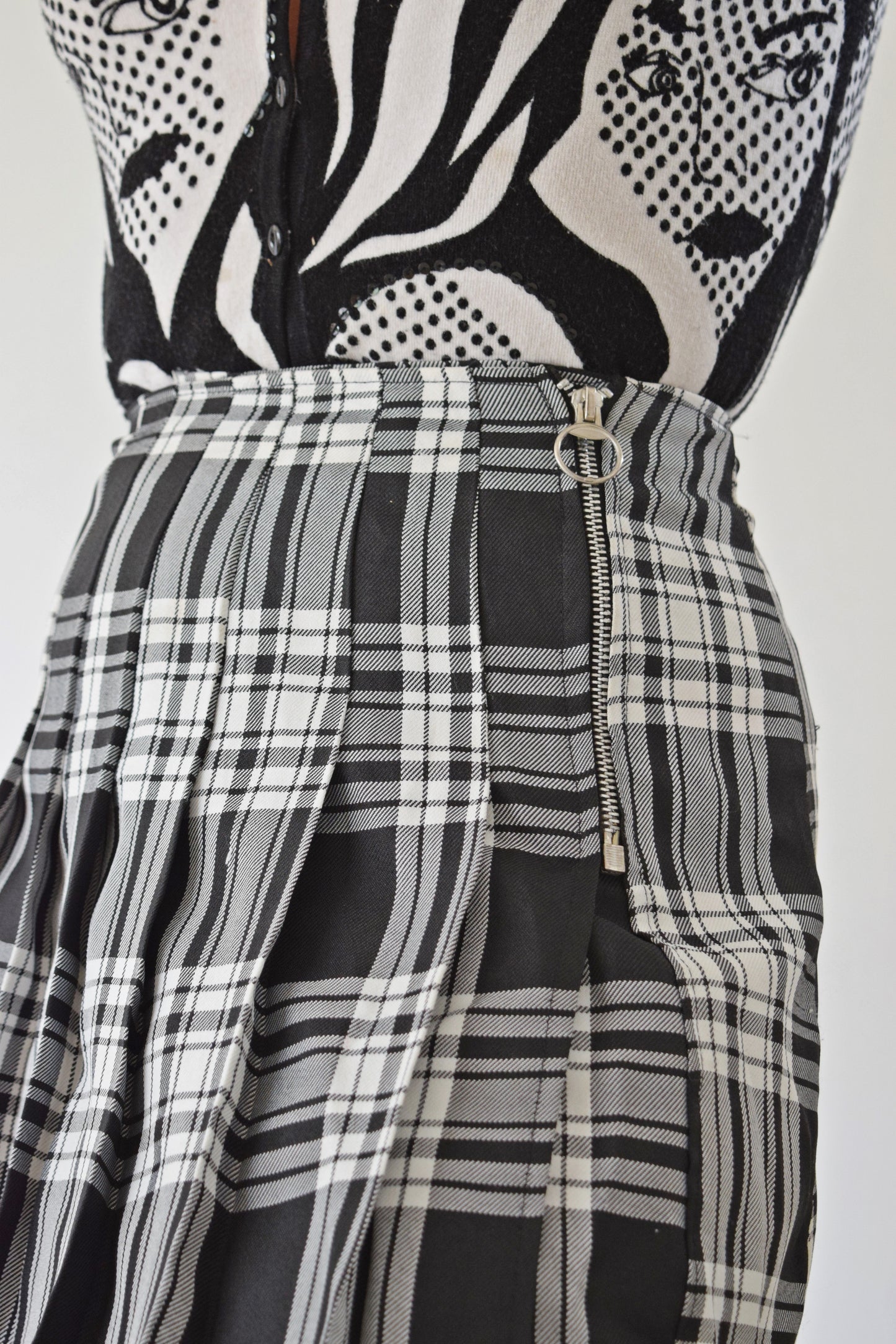 90S PLAID TENNIS SKIRT - 25" WAIST