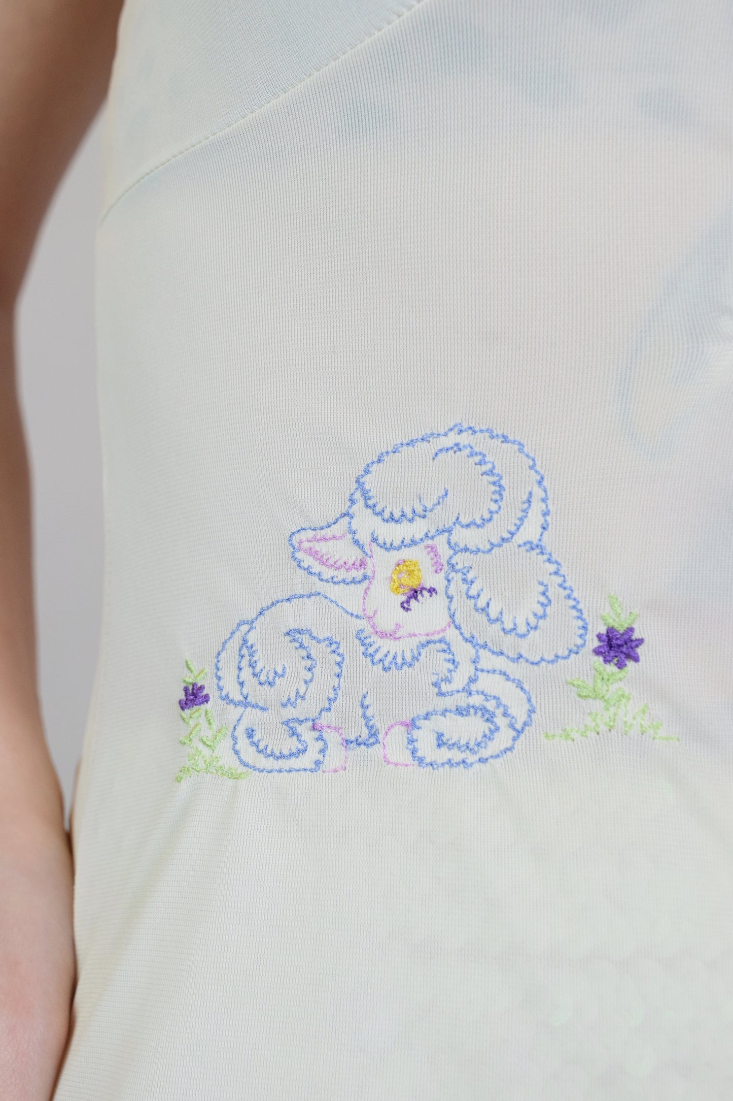 EMBROIDERED SLIP TOP - SMALL