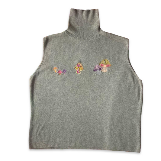 EMBROIDERED SHROOM VEST - XL