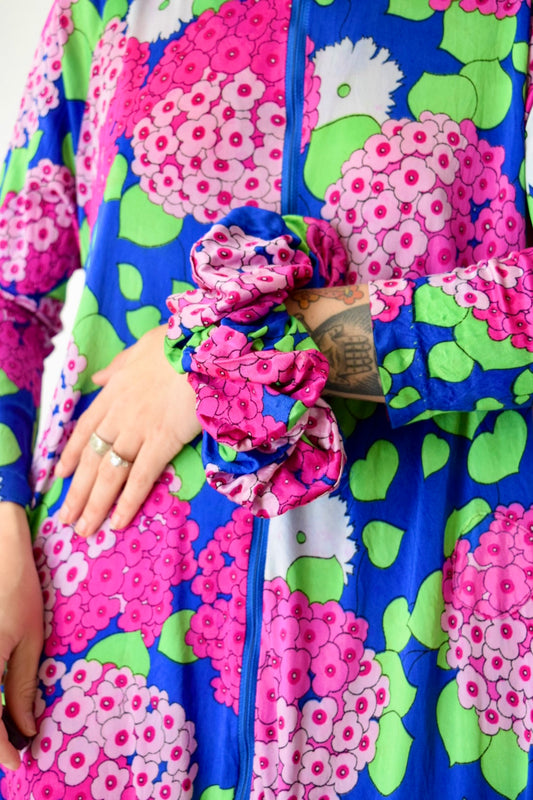 Reworked Psychedelic 60s MuMu Midi Dress w/ Scrunchie